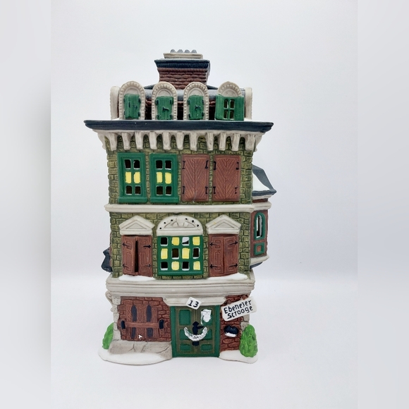 Vtg Department‎ 56 "The Flat of Ebenezer Scrooge" Retired - Picture 1 of 7